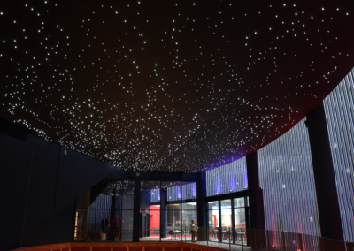 verlicht spanplafond sterrenhemel Plopsa Station